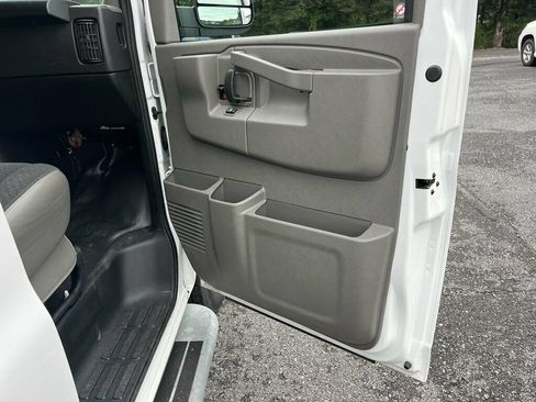 Used 2025 Chevrolet Express 2500 w/ Driver Convenience Package RWD image 12