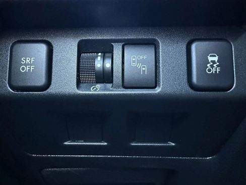 Used 2018 Subaru Forester 2.5i Premium image 23