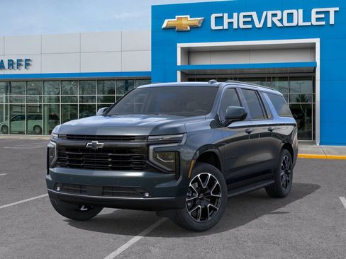 New 2026 Chevrolet Suburban RST image 8