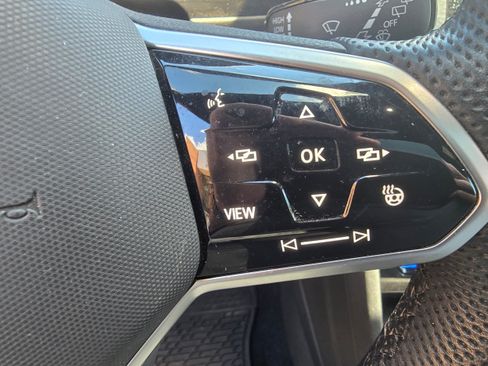 Used 2024 Volkswagen Tiguan SEL R-Line AWD/4WD image 21