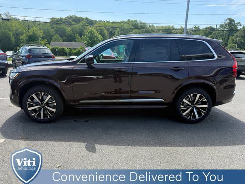 New 2026 Volvo XC90 B5 Core w/ Protection Package Premier AWD/4WD image 5