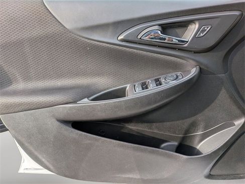 Used 2023 Chevrolet Malibu LT image 23