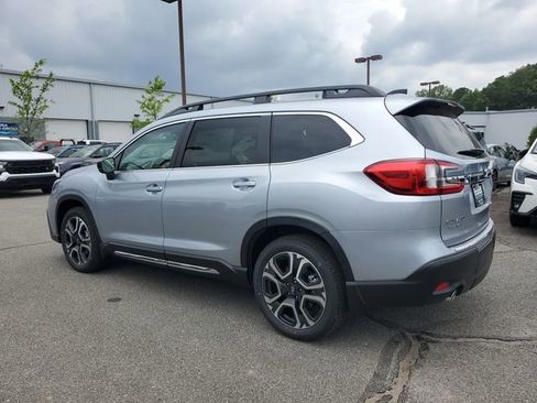 Used 2025 Subaru Ascent Limited w/ Popular Package #1 image 4