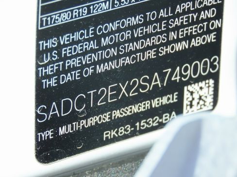 Used 2025 Jaguar F-PACE R-Dynamic S image 55