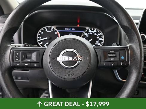Used 2024 Nissan Rogue SV image 31