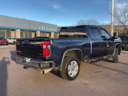 Used 2020 Chevrolet Silverado 2500 LTZ image 6