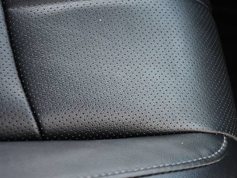 Used 2022 Honda Accord Touring image 31