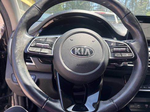Used 2021 Kia Seltos SX w/ SX Sunroof Package AWD/4WD image 10