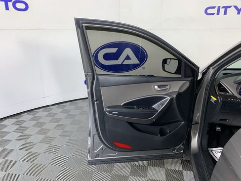 Used 2018 Hyundai Santa Fe Sport FWD image 13