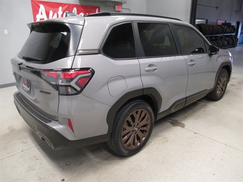 Used 2025 Subaru Forester Sport AWD/4WD image 6