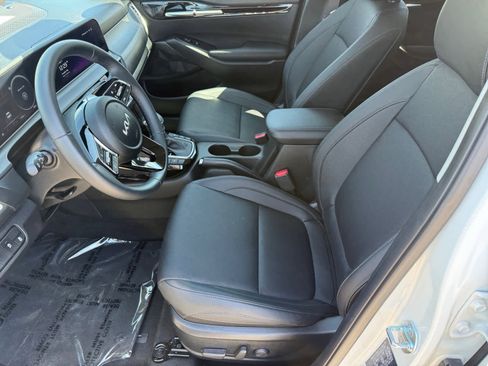 Used 2025 Kia Seltos EX w/ EX Sunroof Package FWD image 10