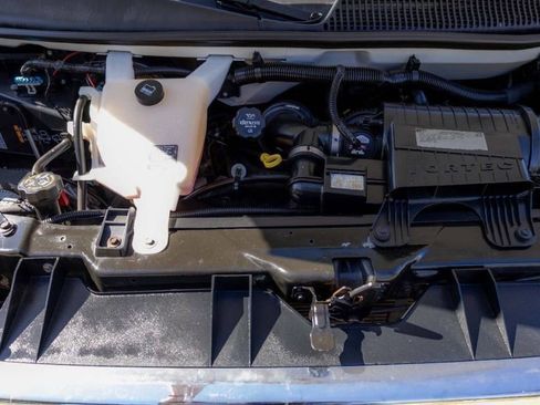 Used 2015 GMC Savana 3500 LS w/ Chrome Appearance Package image 24