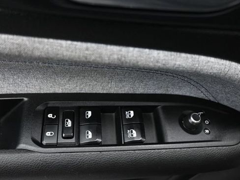 Used 2024 Jeep Compass Latitude AWD/4WD image 10