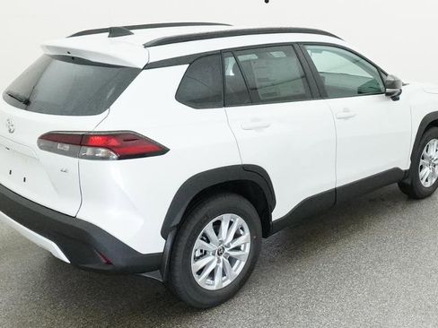 New 2026 Toyota Corolla Cross LE FWD image 11