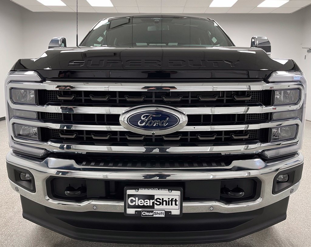 Used 2025 Ford F350 King Ranch AWD/4WD image 3