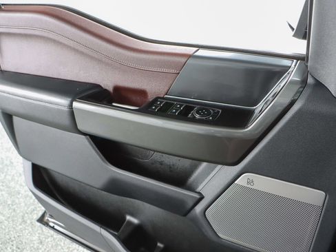 Used 2022 Ford F150 Lariat w/ Equipment Group 502A High image 24