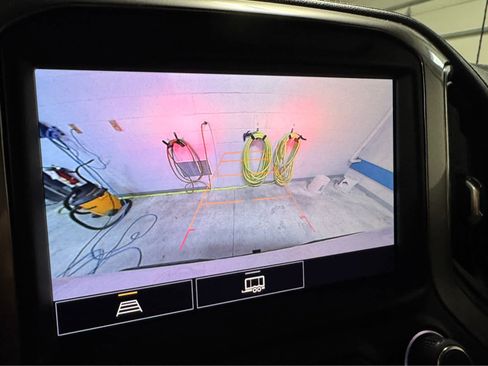 Certified 2021 Chevrolet Silverado 1500 LT Trail Boss w/ Convenience Package II image 16