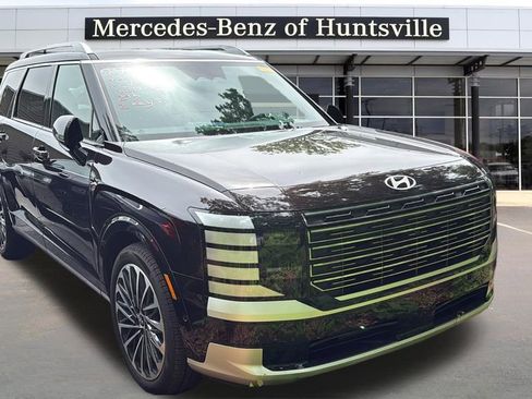 Used 2026 Hyundai Palisade Calligraphy FWD image 1