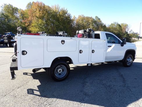 Used 2022 Chevrolet Silverado 3500 W/T w/ WT Fleet Convenience Package AWD/4WD image 8