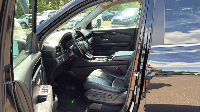 Used 2023 Honda Pilot EX-L image 10