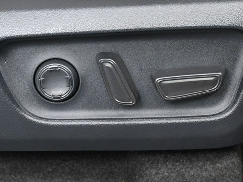 Certified 2025 Toyota 4Runner Limited image 38