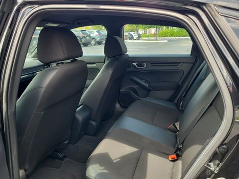 Used 2023 Honda Civic Sport image 18