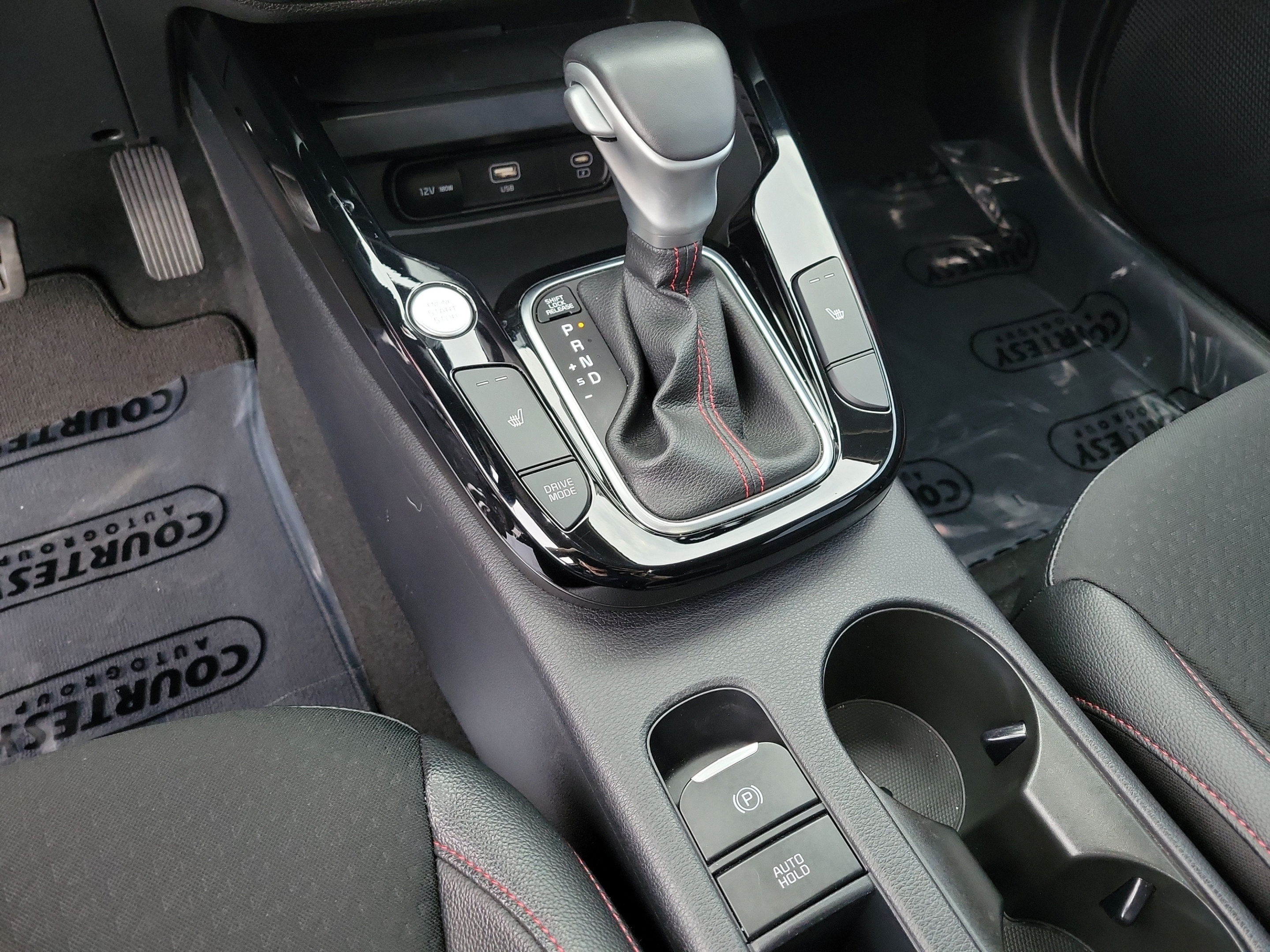 Certified 2024 Kia Soul GT-Line w/ Option Group 020 FWD image 22