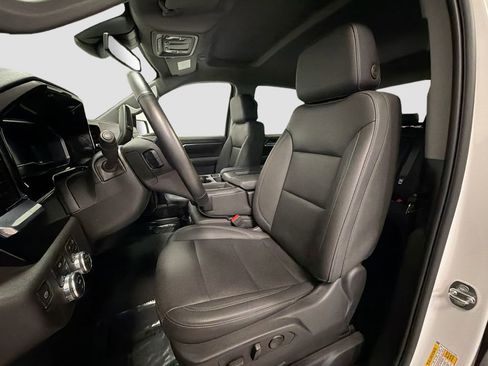 Used 2023 GMC Sierra 1500 SLT AWD/4WD image 23