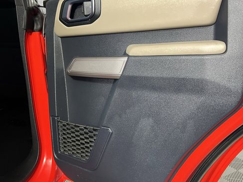 Used 2023 Ford Bronco Wildtrak image 29