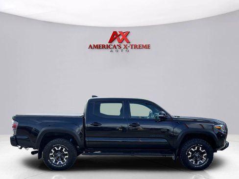 Used 2022 Toyota Tacoma TRD Off-Road w/ Technology Package AWD/4WD image 7