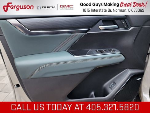 New 2026 GMC Acadia AT4 w/ Luxury Package AWD/4WD image 13