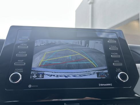 Used 2023 Toyota Camry SE w/ Convenience Package image 14