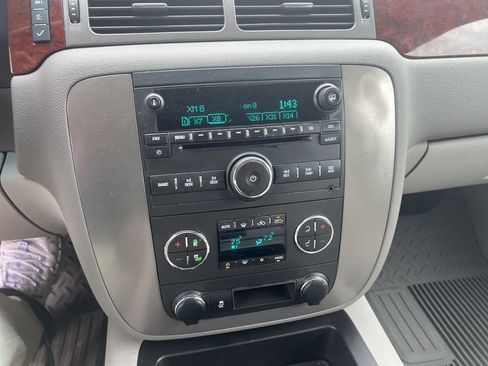 Used 2013 GMC Sierra 1500 SLT w/ Suspension Package, Off-Road image 19