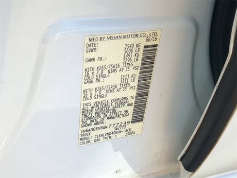 Used 2016 Nissan Frontier PRO-4X w/ Pro-4x Luxury Package image 37