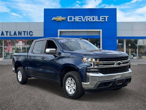 Used 2021 Chevrolet Silverado 1500 LT w/ Bed Protection Package image 2
