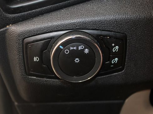 Used 2019 Ford EcoSport SE w/ SE Convenience Package FWD image 26