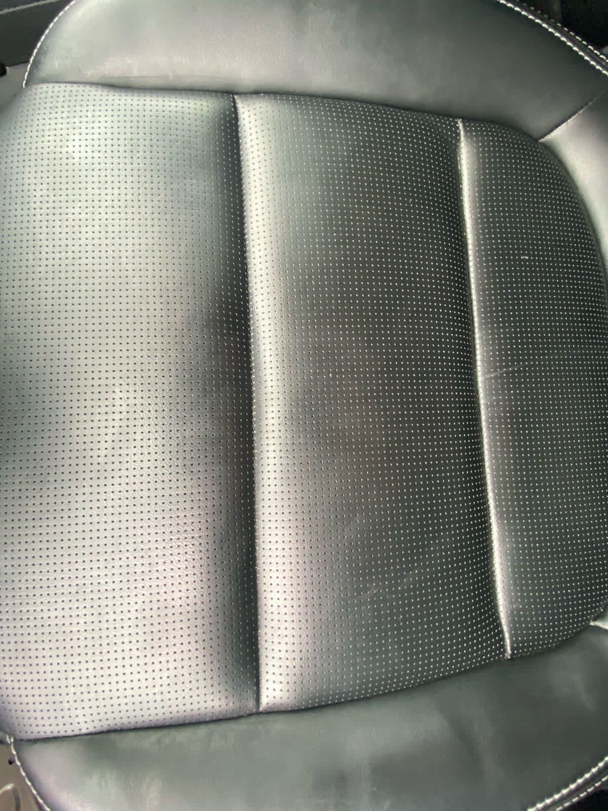 Used 2025 Ford Escape Platinum AWD/4WD image 37