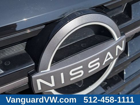Used 2026 Nissan Pathfinder SL FWD image 36
