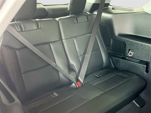 Used 2024 Ford Explorer XLT w/ Equipment Group 202A image 26