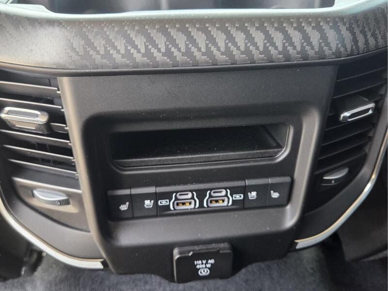 Used 2026 RAM 1500 Tungsten AWD/4WD image 13