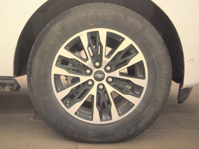 Used 2025 Ford Expedition Max Platinum AWD/4WD image 22