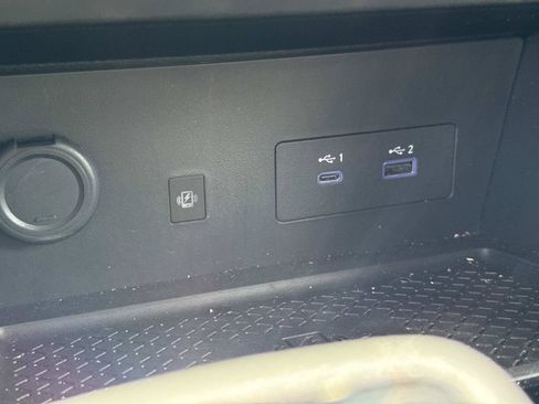 Certified 2024 Nissan Pathfinder SL FWD image 28