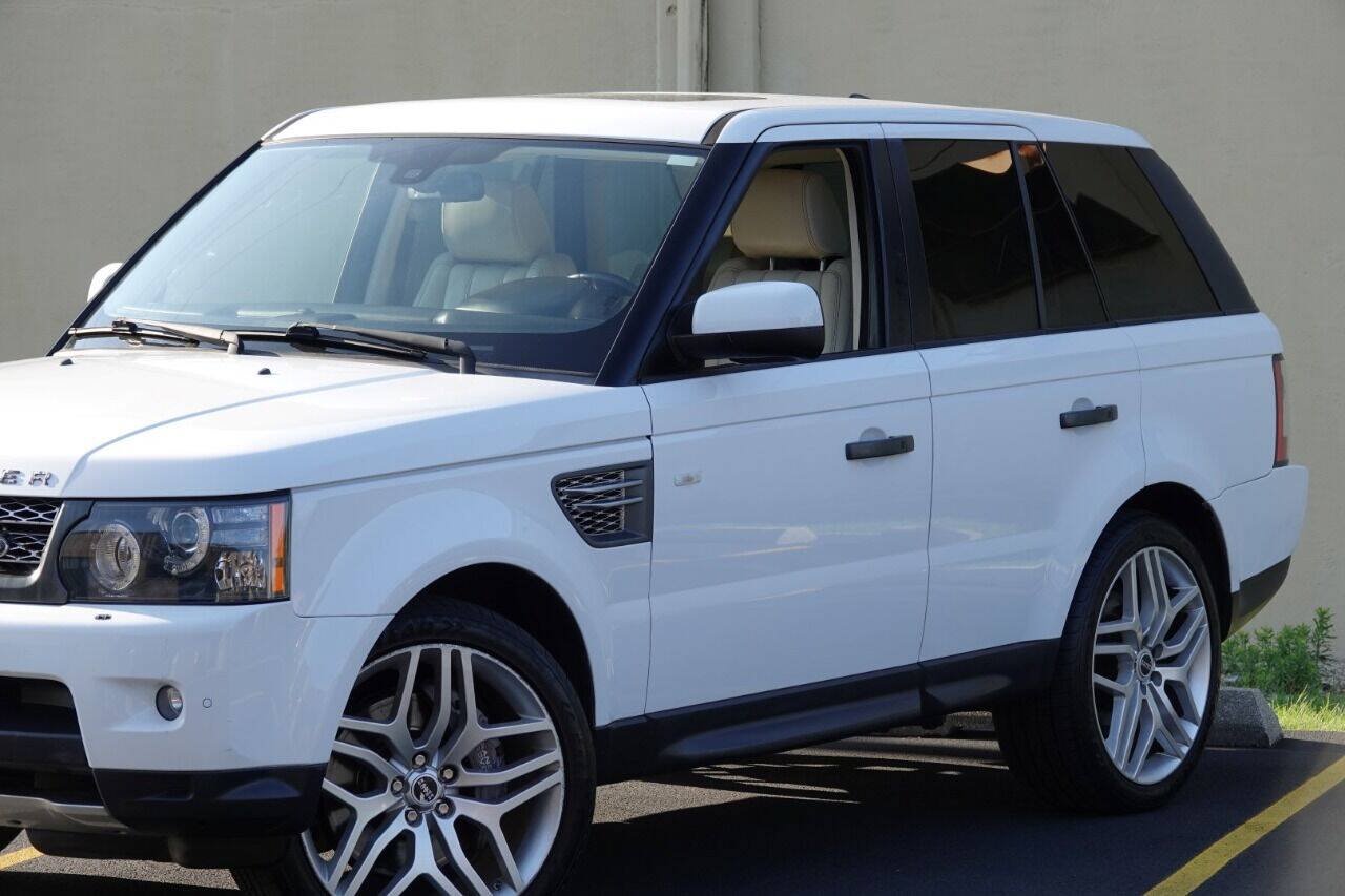 Used 2011 Land Rover Range Rover Sport Supercharged AWD/4WD image 10