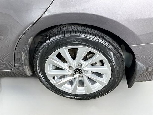 Certified 2023 Toyota Camry LE image 32