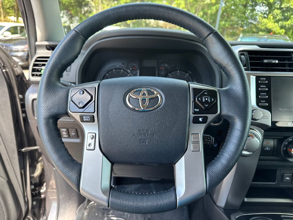 Used 2023 Toyota 4Runner SR5 Premium w/ Moonroof Package RWD image 23