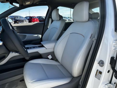 New 2025 Hyundai Ioniq 6 SEL image 21