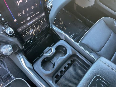 Used 2025 RAM 1500 Laramie w/ Night Edition image 18