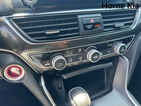 Used 2018 Honda Accord Sport image 23