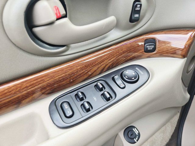 Used 2002 Buick Le Sabre Custom w/ Luxury Pkg FWD image 25