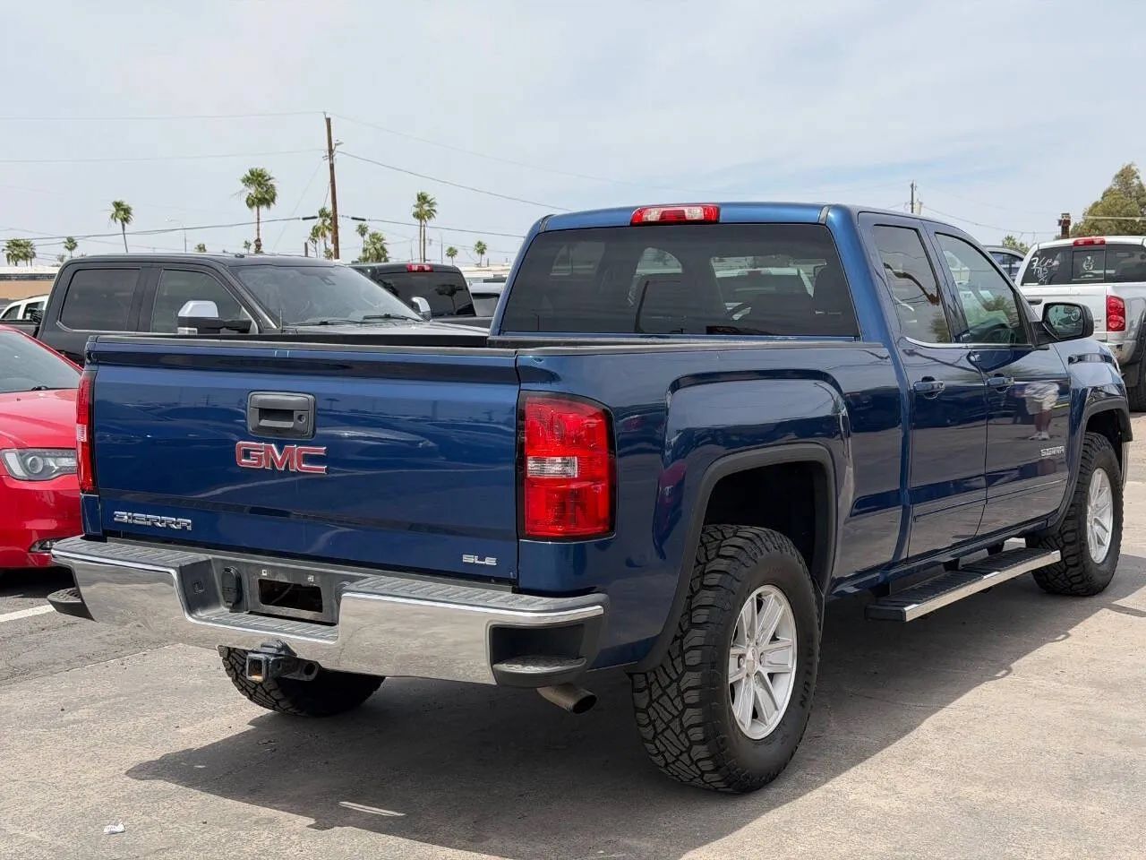Used 2015 GMC Sierra 1500 SLE w/ SLE Value Package RWD image 11